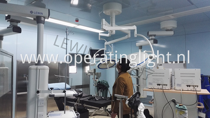 LED surgical light